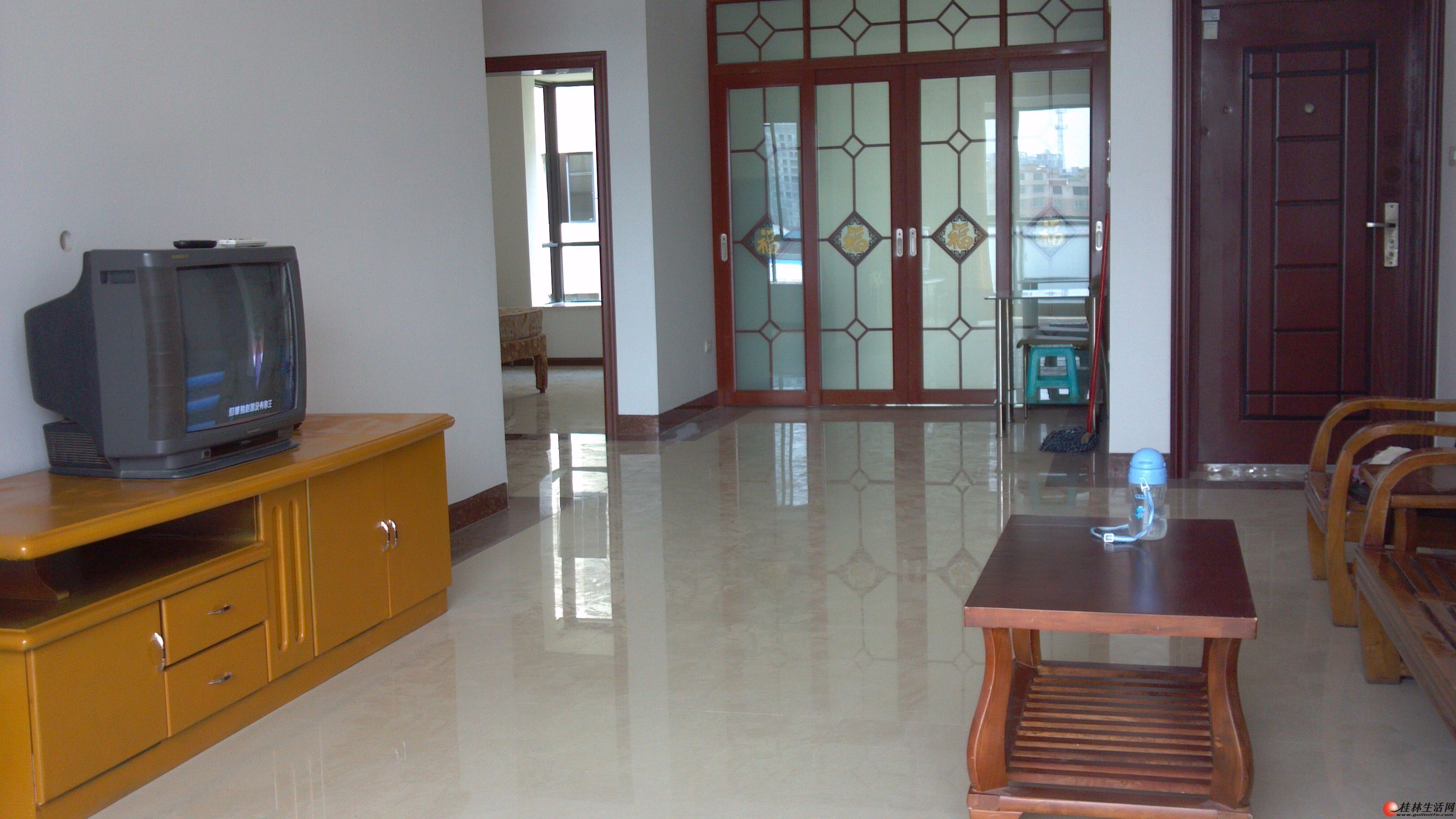 八里街水岸新城2单元402室