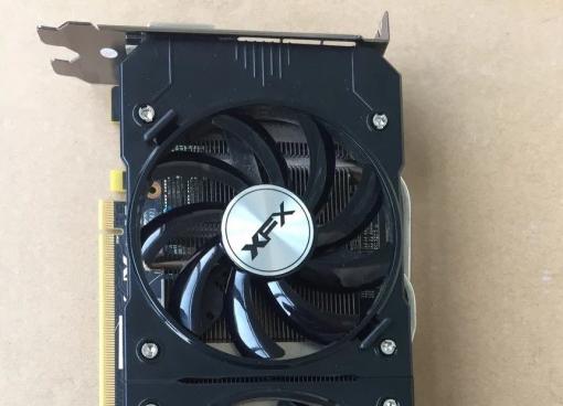 自用的讯景r9370x2g256位高性能游戏显卡