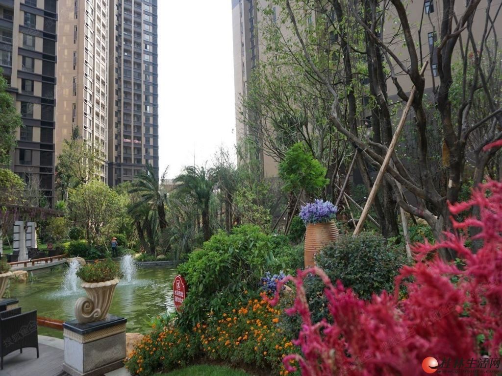 临桂彰泰滟澜山花园小区重点学区房赠送25平方带杂物间