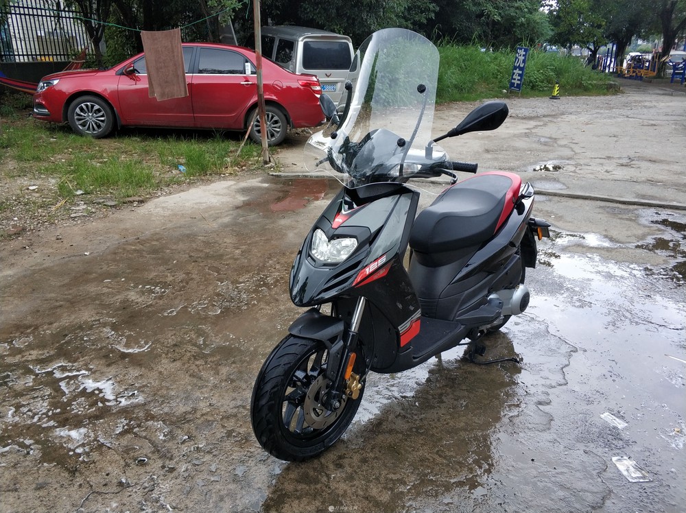 5800出手阿普利亚125