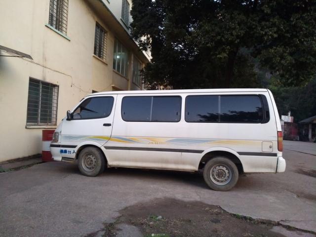 老金杯车转让,证件齐全,给钱就开走