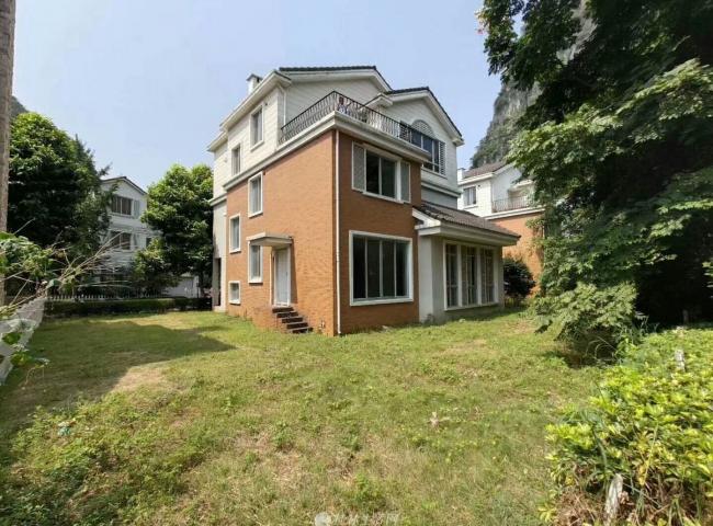 麒麟湾独栋别墅 房东移居国外忍痛急售!