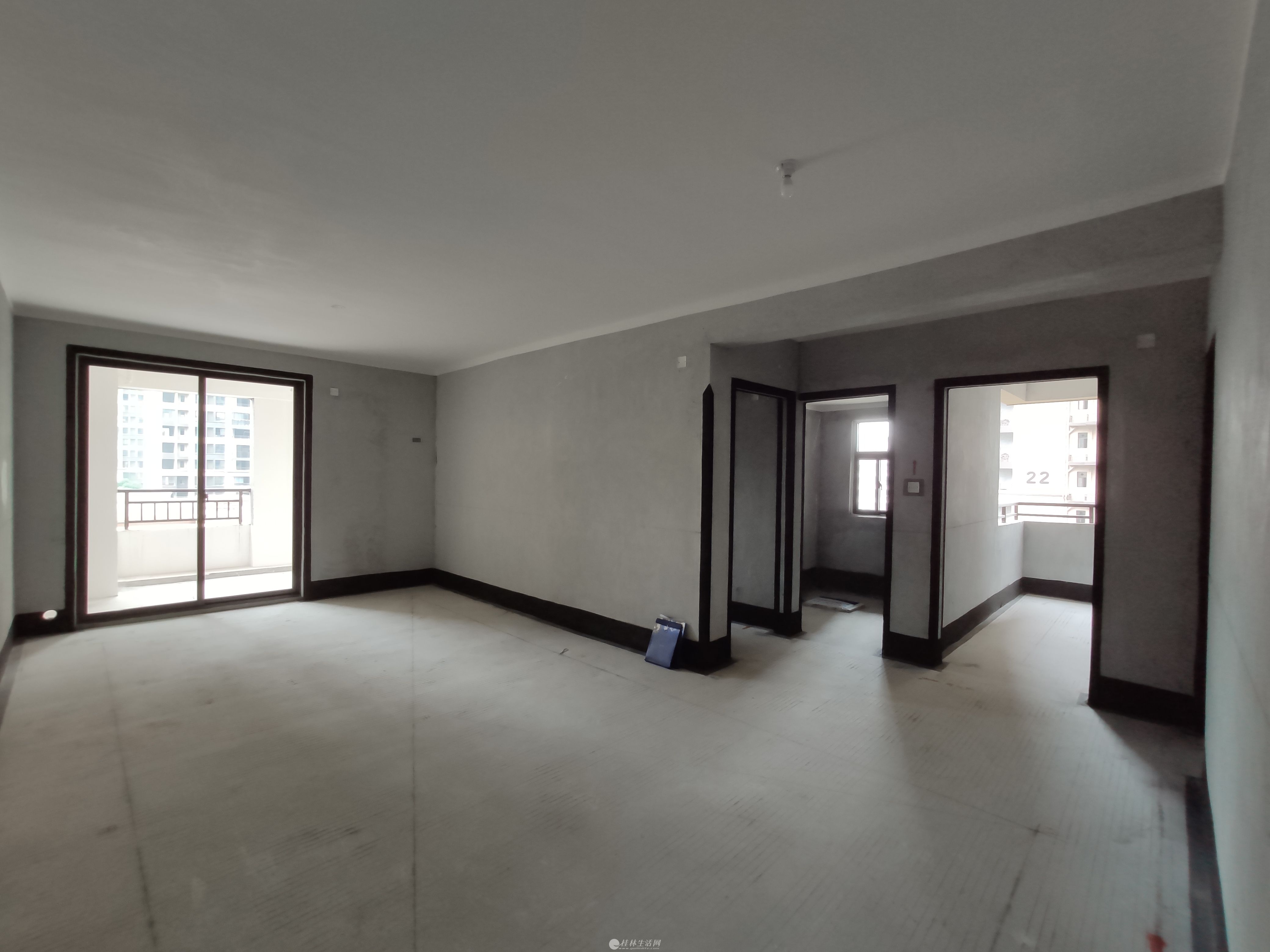 毛坏房可自行装修长期出租