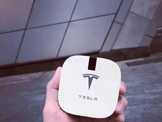 特斯拉tesla x power bank 购车赠品充电宝 - 数码产品 - 桂林分类信