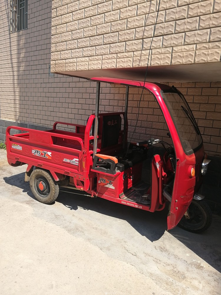 九成新杰工一电动三枪车转让临桂六塘镇上