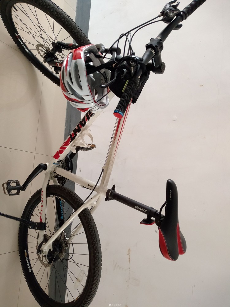 捷安特atx670山地自行车,送骑行头盔和梁包