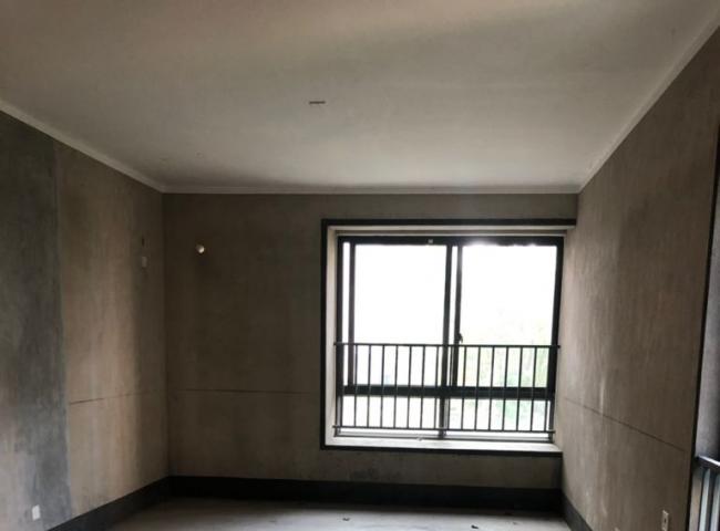 七星区彰泰睿城4房2厅2卫带一个车位,166平,235万 - 桂林二手房 桂林