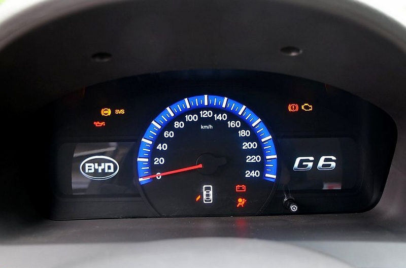 比亚迪g6 仪表盘