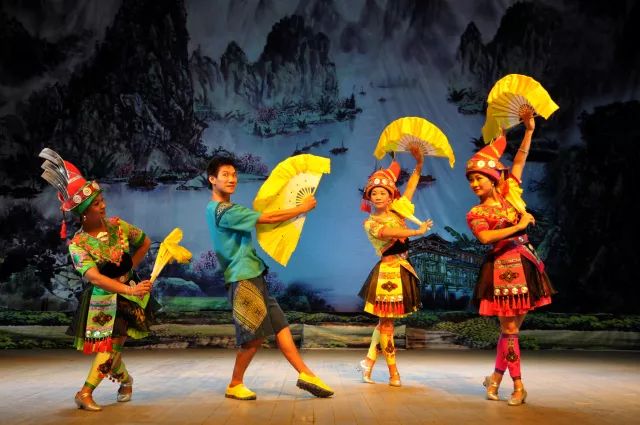 永福彩调剧《追梦》6月17日,18日连续两晚在京城上演