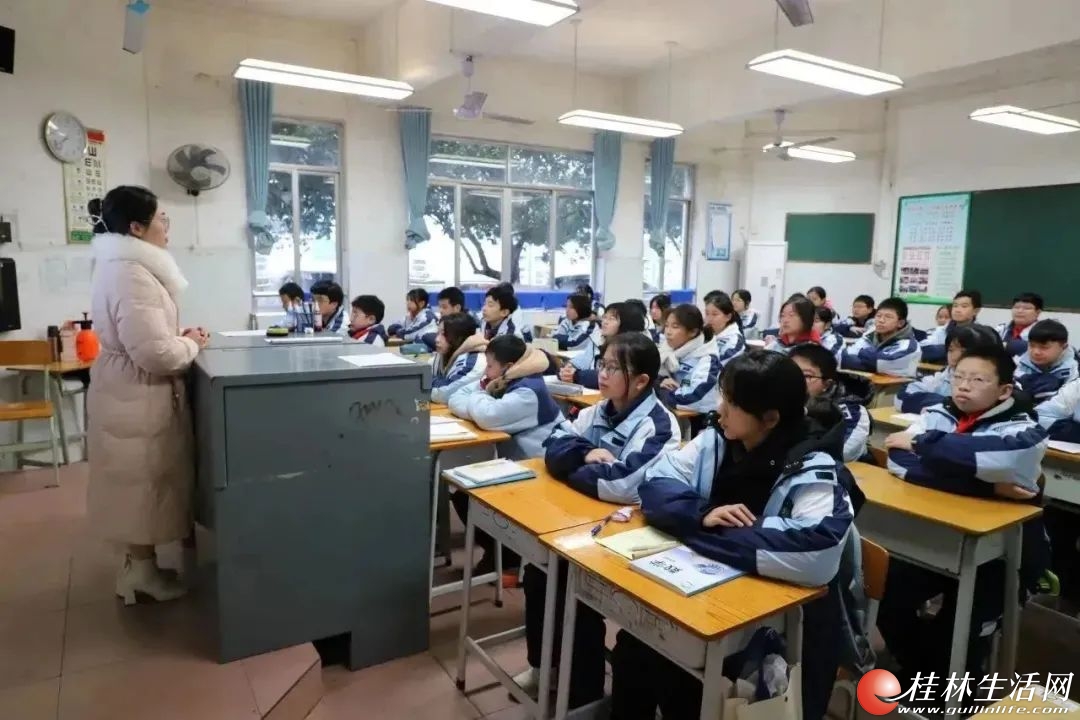 龙腾虎跃征程再起桂林市第一中学举行2024年春季学期开学典礼